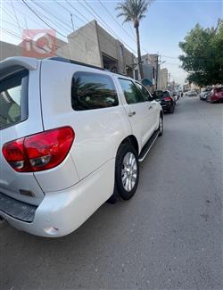 تويوتا سيكويا